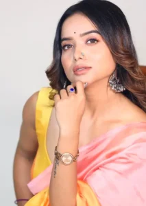 Manisha rani in saree